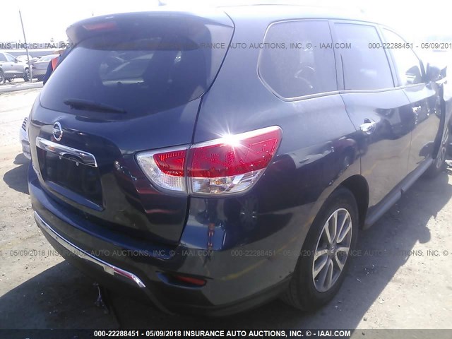 5N1AR2MN8FC668563 - 2015 NISSAN PATHFINDER S/SV/SL/PLATINUM BLUE photo 4