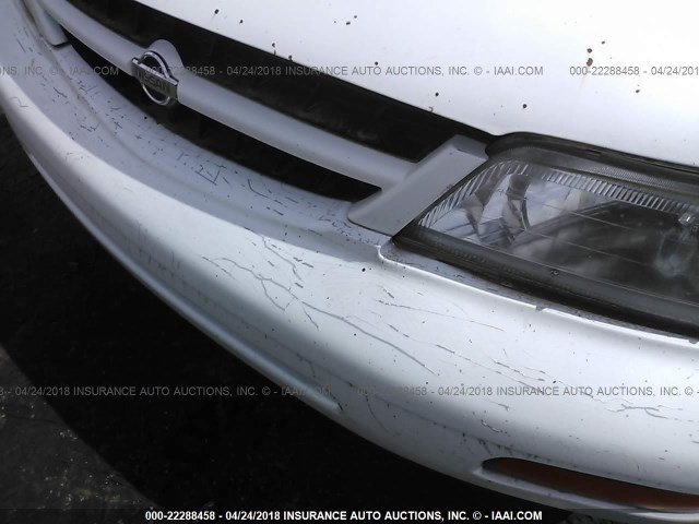 JN1CA21A1WT304056 - 1998 NISSAN MAXIMA GLE/GXE/SE WHITE photo 6