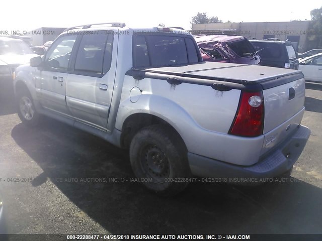 1FMZU67E21UC04241 - 2001 FORD EXPLORER SPORT TR  SILVER photo 3