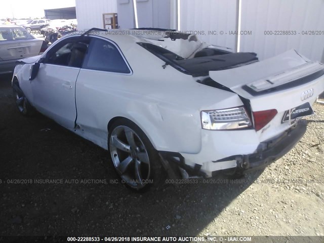 WUAC6AFR6DA902615 - 2013 AUDI RS5 WHITE photo 3