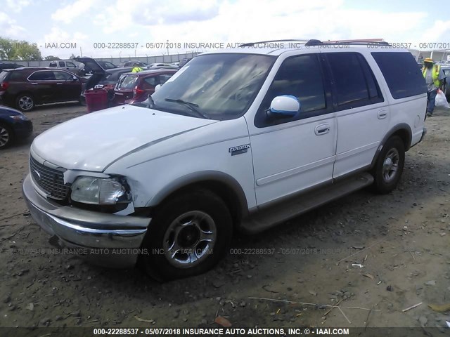 1FMRU17L2YLA29040 - 2000 FORD EXPEDITION EDDIE BAUER WHITE photo 2