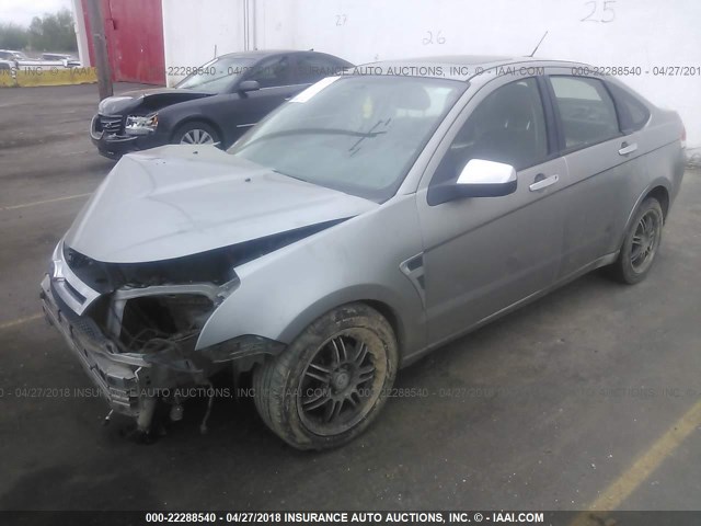 1FAHP35N78W146883 - 2008 FORD FOCUS SE/SEL/SES SILVER photo 2