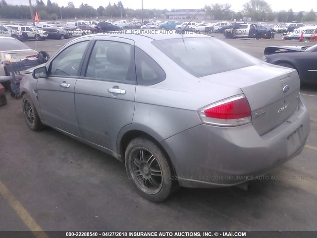 1FAHP35N78W146883 - 2008 FORD FOCUS SE/SEL/SES SILVER photo 3