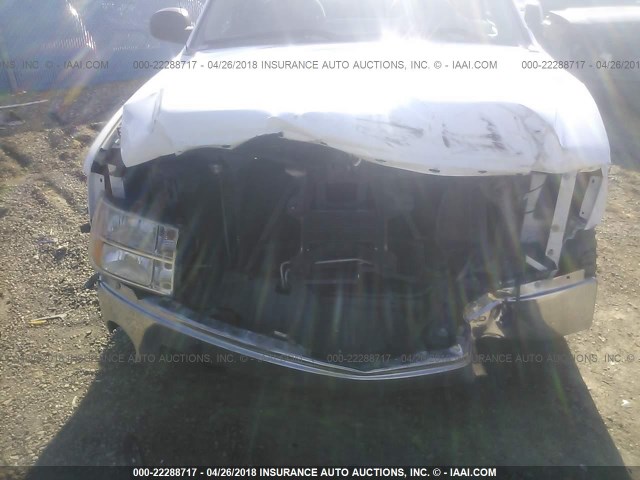 1GTEK14J48Z226848 - 2008 GMC SIERRA K1500 WHITE photo 6