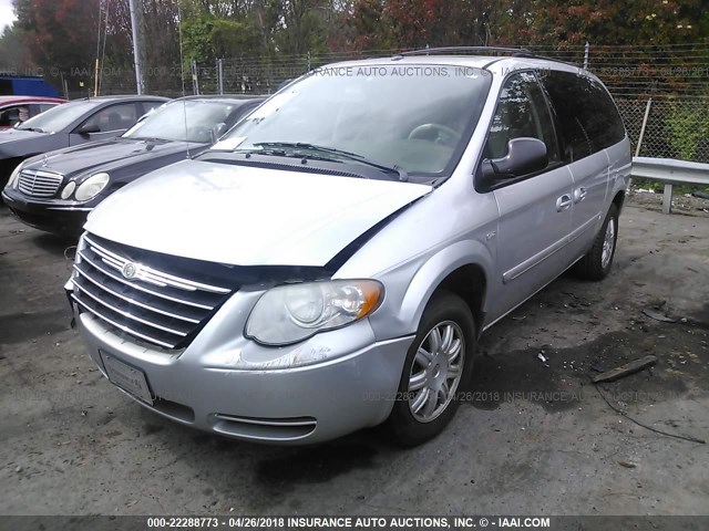 2A4GP54L56R690610 - 2006 CHRYSLER TOWN & COUNTRY TOURING SILVER photo 2