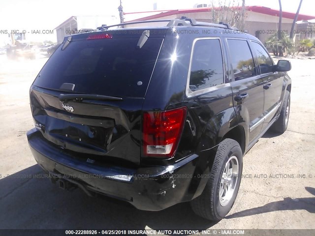 1J4HR48N86C261510 - 2006 JEEP GRAND CHEROKEE LAREDO/COLUMBIA/FREEDOM BLACK photo 4