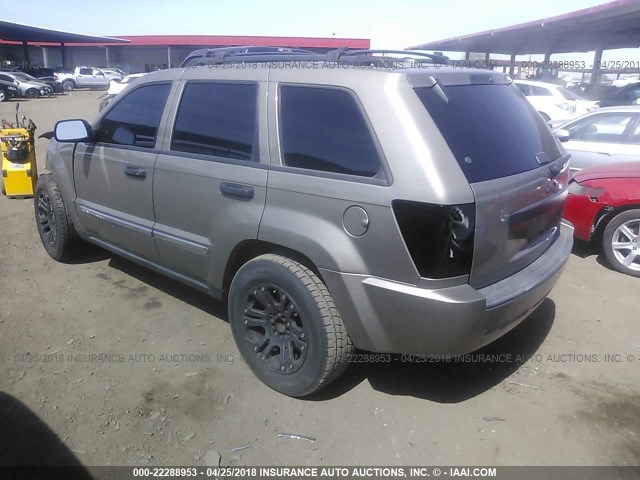 1J4GS48K75C704427 - 2005 JEEP GRAND CHEROKEE LAREDO/COLUMBIA/FREEDOM GOLD photo 3