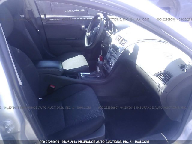 1G1ZC5EU7CF141410 - 2012 CHEVROLET MALIBU 1LT 银色 照片 5