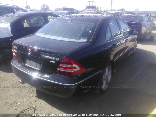 WDBRF40J65F676140 - 2005 MERCEDES-BENZ C 230K SPORT SEDAN BLACK photo 4