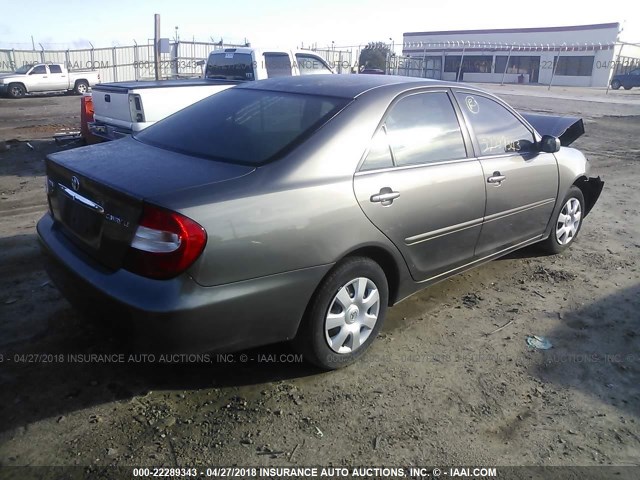 4T1BE32K84U860832 - 2004 TOYOTA CAMRY LE/XLE/SE ნაცრისფერი ფოტო 4