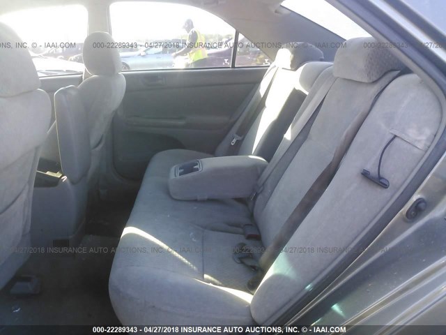 4T1BE32K84U860832 - 2004 TOYOTA CAMRY LE/XLE/SE ნაცრისფერი ფოტო 8