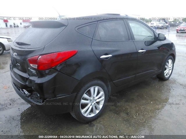 KM8JU3AC1AU036854 - 2010 HYUNDAI TUCSON GLS/LIMITED BLACK photo 4