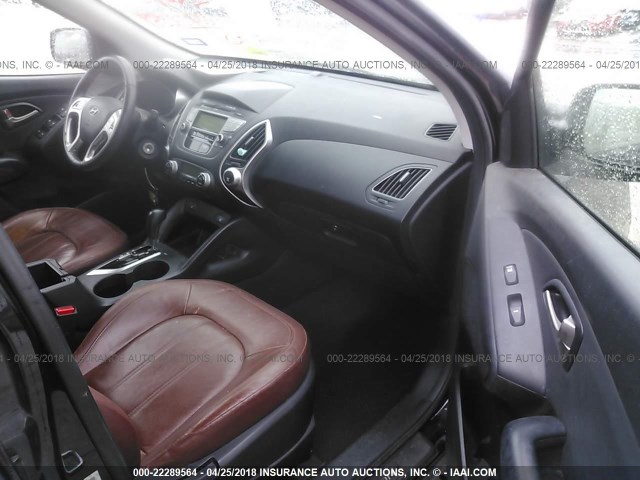 KM8JU3AC1AU036854 - 2010 HYUNDAI TUCSON GLS/LIMITED 黑色 照片 5