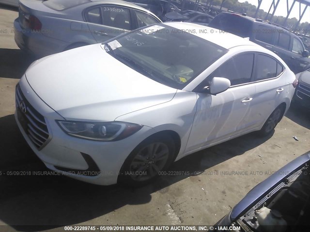 5NPD84LF6HH143471 - 2017 HYUNDAI ELANTRA SE/VALUE/LIMITED WHITE photo 2