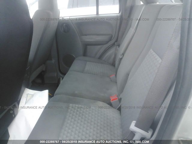 1J4GL48K65W677491 - 2005 JEEP LIBERTY SPORT 银色 照片 8