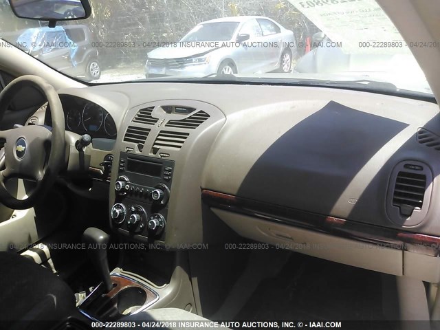 1G1ZS58F38F141735 - 2008 CHEVROLET MALIBU LS 金色 照片 5