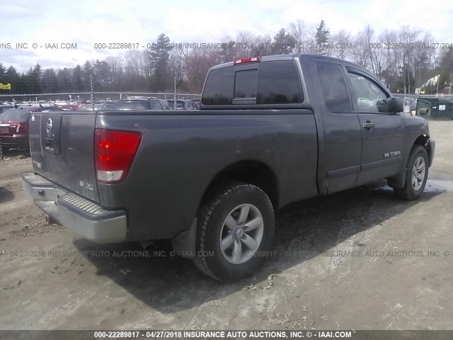 1N6AA0CJ8BN320658 - 2011 NISSAN TITAN S/SV/PRO-4X GRAY photo 4