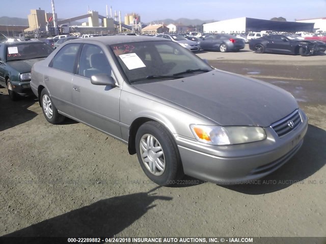 JT2BG22K8Y0455472 - 2000 TOYOTA CAMRY CE/LE/XLE 米色 照片 1