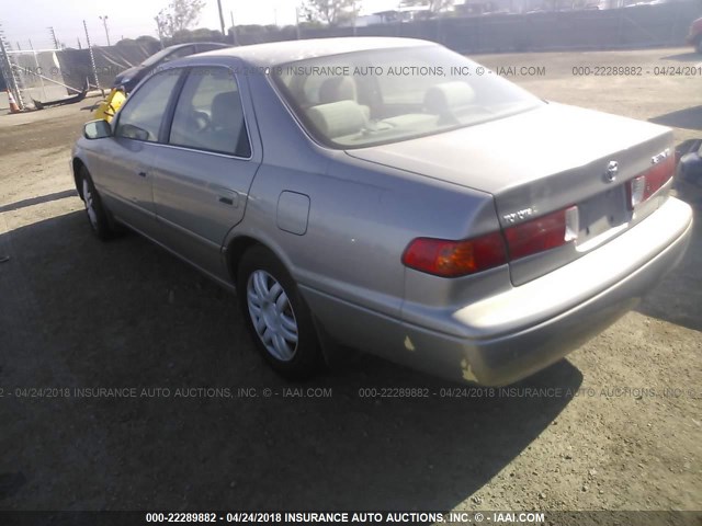 JT2BG22K8Y0455472 - 2000 TOYOTA CAMRY CE/LE/XLE BEIGE photo 3