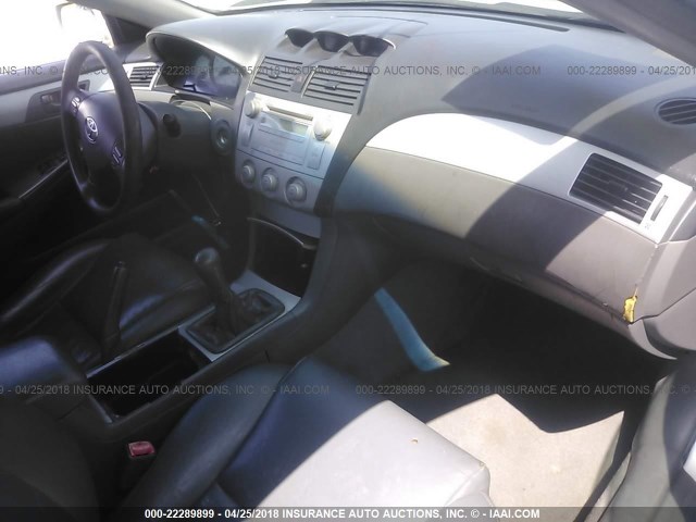 4T1CE38P84U851877 - 2004 TOYOTA CAMRY SOLARA SE/SLE ვერცხლისფერი ფოტო 5