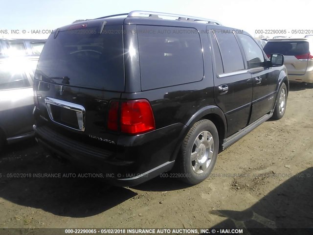5LMFU27555LJ19902 - 2005 LINCOLN NAVIGATOR BLACK photo 4