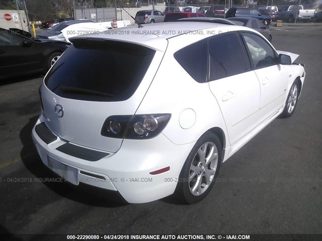 JM1BK144371665811 - 2007 MAZDA 3 HATCHBACK WHITE photo 4