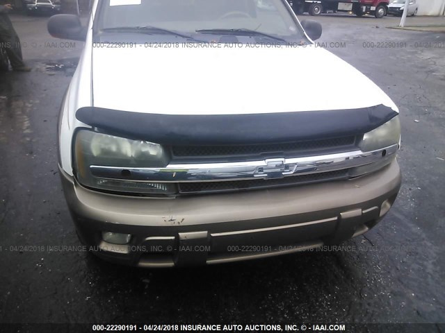 1GNDS13S622330982 - 2002 CHEVROLET TRAILBLAZER  WHITE photo 6