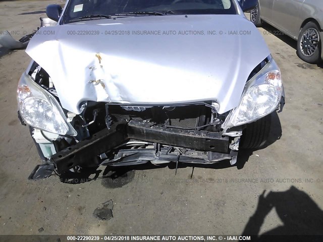 2T1KR32E16C602249 - 2006 TOYOTA COROLLA MATRIX XR SILVER photo 6