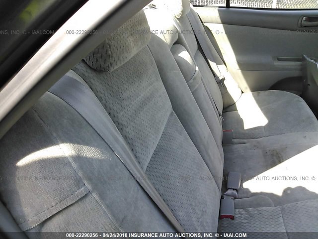 4T1BE32KX2U606889 - 2002 TOYOTA CAMRY LE/XLE/SE GRAY photo 8