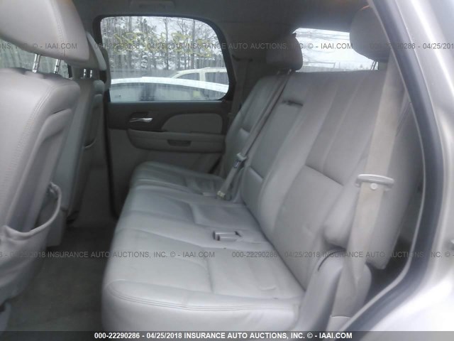 1GNFC13J98R226340 - 2008 CHEVROLET TAHOE C1500 GRAY photo 8