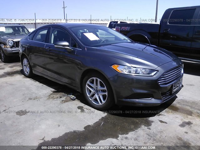 1FA6P0HD2F5123670 - 2015 FORD FUSION SE GRAY photo 1