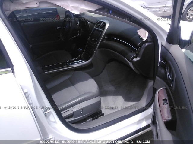 1G11C5SA4DF255888 - 2013 CHEVROLET MALIBU 1LT 白色 照片 5