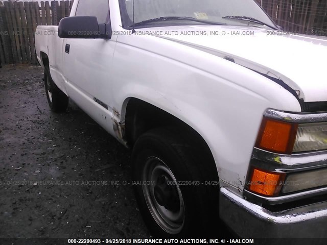 1GCGC34R8YR147254 - 2000 CHEVROLET GMT-400 C3500 WHITE photo 6