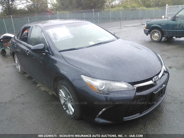 4T1BF1FK0FU051744 - 2015 TOYOTA CAMRY LE/XLE/SE/XSE BLACK photo 1