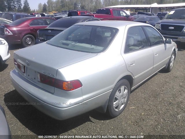 4T1BG22K11U098363 - 2001 TOYOTA CAMRY CE/LE/XLE SILVER photo 4