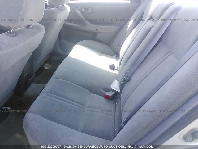 4T1BG22K11U098363 - 2001 TOYOTA CAMRY CE/LE/XLE SILVER photo 8