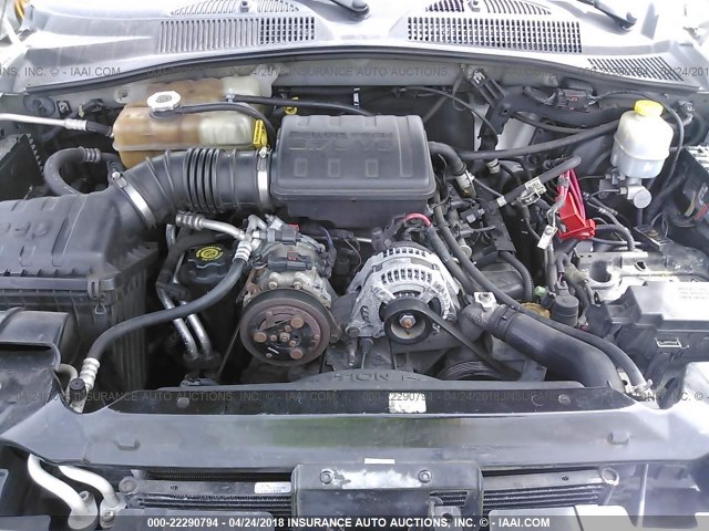 1J4GL38K03W508865 - 2003 JEEP LIBERTY RENEGADE 银色 照片 10