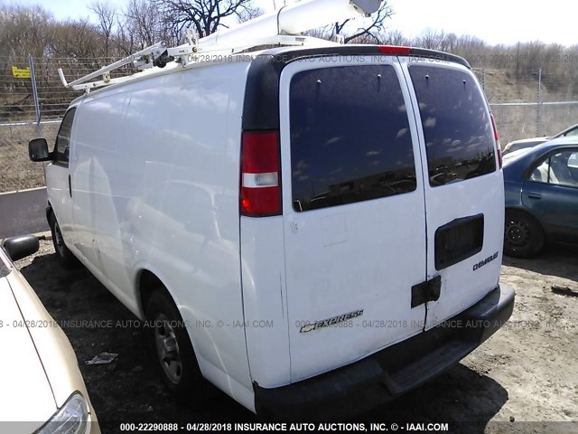 1GCFG15X061273606 - 2006 CHEVROLET EXPRESS G1500  WHITE photo 3