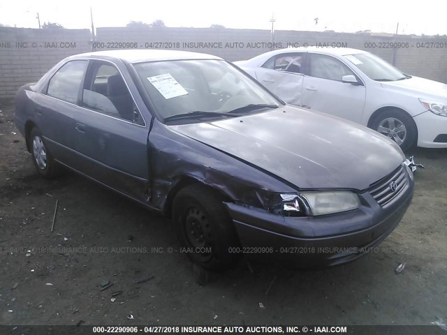 JT2BG22K0W0244036 - 1998 TOYOTA CAMRY CE/LE/XLE 灰色 照片 1