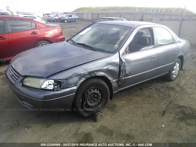 JT2BG22K0W0244036 - 1998 TOYOTA CAMRY CE/LE/XLE 灰色 照片 2