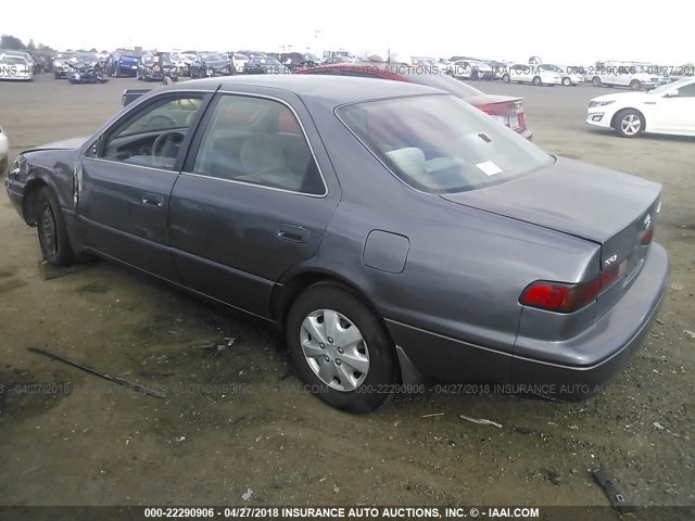 JT2BG22K0W0244036 - 1998 TOYOTA CAMRY CE/LE/XLE 灰色 照片 3