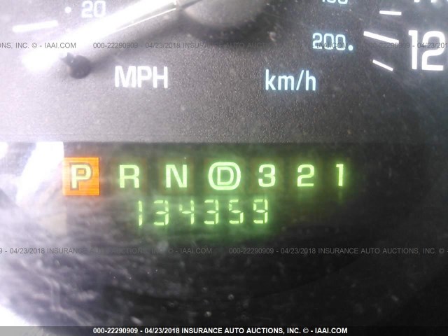 2G4WB52K721189281 - 2002 BUICK REGAL LS 金色 照片 7