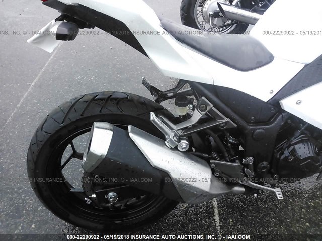 JKAEX8A1XFDA22027 - 2015 KAWASAKI EX300 A WHITE photo 6