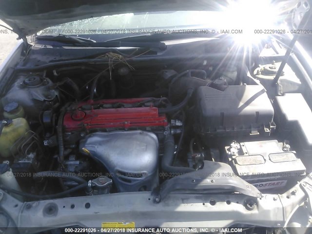 JTDBE30K720054251 - 2002 TOYOTA CAMRY LE/XLE/SE 银色 照片 10