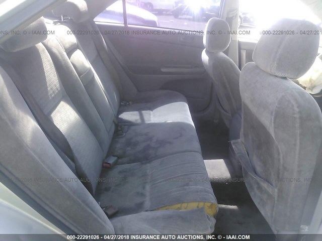 JTDBE30K720054251 - 2002 TOYOTA CAMRY LE/XLE/SE 银色 照片 8