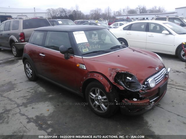 WMWSU3C5XBT182293 - 2011 MINI COOPER ORANGE photo 1