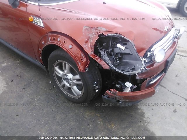 WMWSU3C5XBT182293 - 2011 MINI COOPER ORANGE photo 6