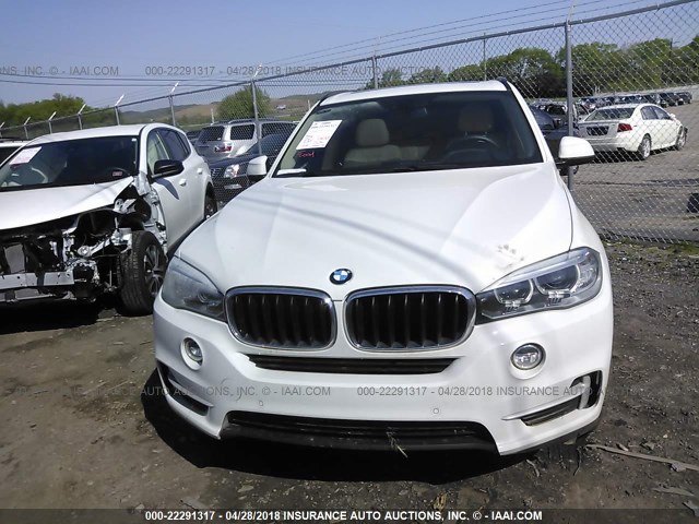 5UXKS4C58E0J95384 - 2014 BMW X5 XDRIVE35D WHITE photo 6