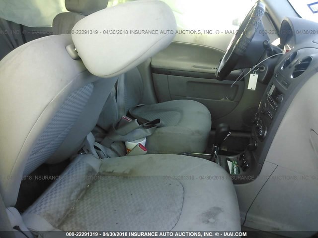 3GNCA13D18S677682 - 2008 CHEVROLET HHR LS SILVER photo 5