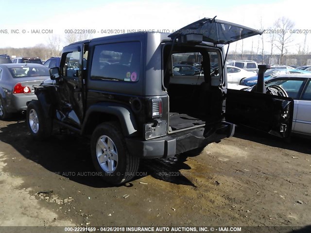 1C4AJWAG5FL572334 - 2015 JEEP WRANGLER SPORT BLACK photo 3